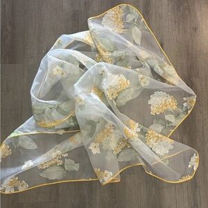 Vintage Poupees Yolande France Sheer Floral Tablecloth 54X 54 Yellow Hydrangea